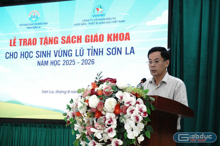 Ông Đỗ Quốc Ân - Trưởng phòng Phòng Kế hoạch phát hành, Công ty Cổ phần Đầu tư Xuất bản - Thiết bị Giáo dục Việt Nam. (Ảnh: Ngọc Huyền)