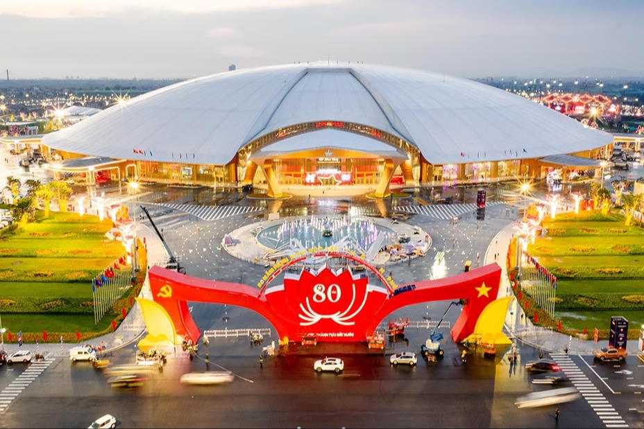 Kéo dài thời gian Triển lãm thành tựu Đất nước đến hết ngày 15/9