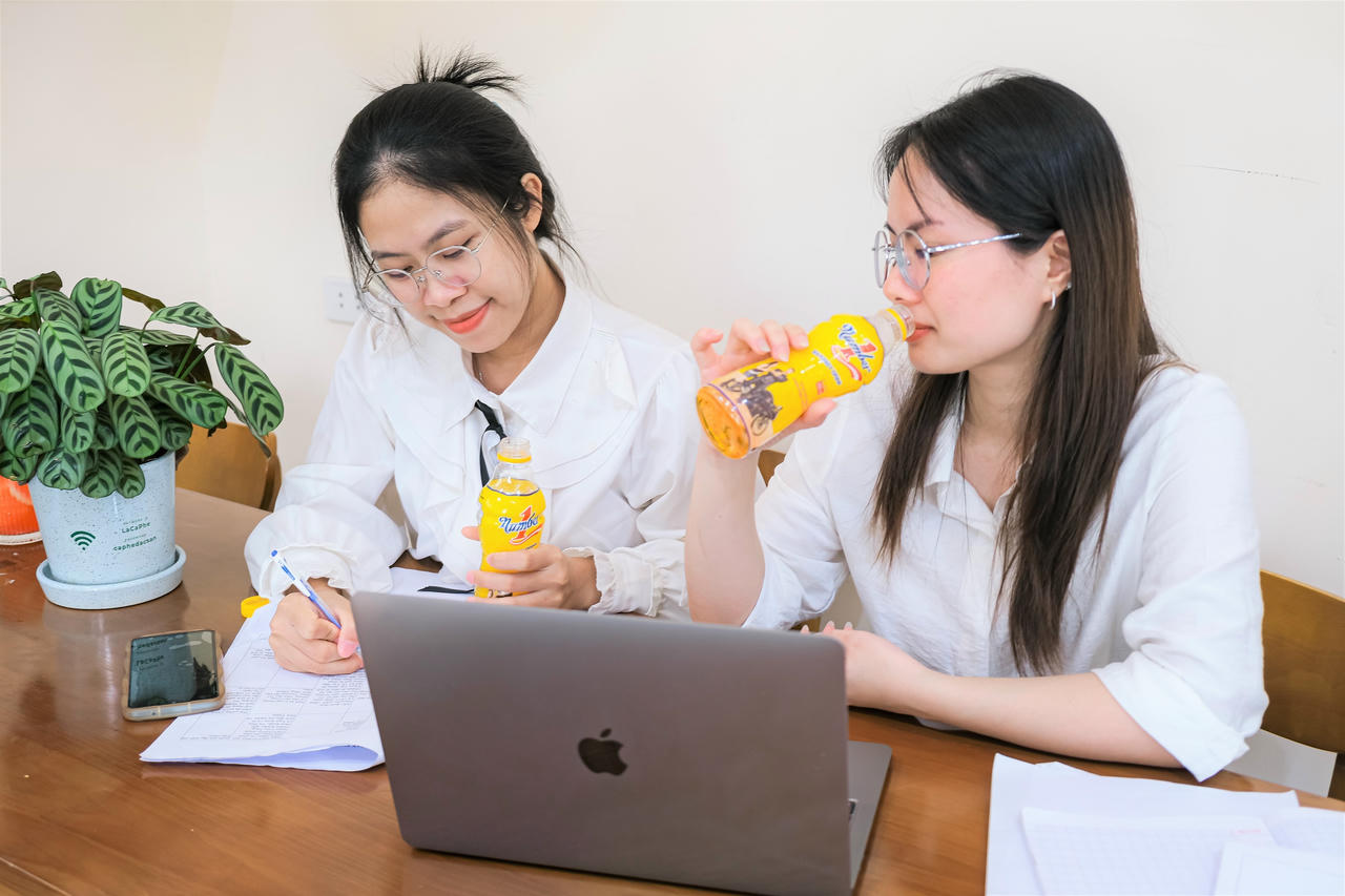 Với nhiều  người trẻ, nước tăng lực Number 1 là một “have-must drink” giúp bổ sung năng lượng, tăng cường sự tỉnh táo, tập trung để làm việc mỗi ngày.