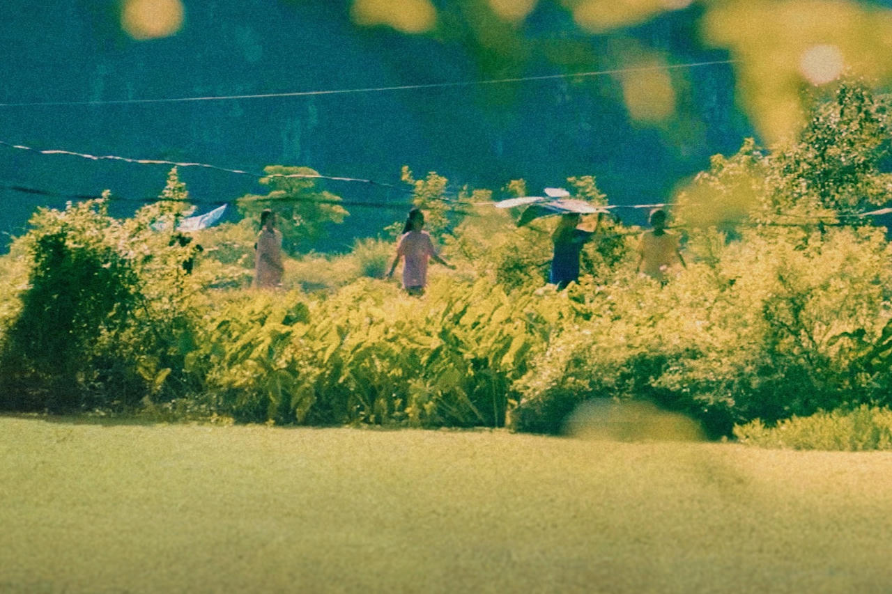 'Cách em một milimet' chạm đến phần kí ức tuổi thơ