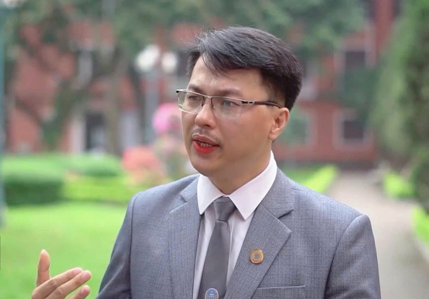 Tiến sĩ, Luật sư Đặng Văn Cường – Trưởng Văn phòng Luật sư Chính Pháp cho rằng, hàng loạt quyết định cấm thầu vừa qua là một hồi chuông cảnh báo nghiêm khắc đối với cộng đồng doanh nghiệp.