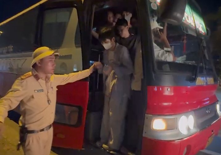 Hải Phòng: Xử phạt hơn 171 triệu đồng đối với xe khách chở quá 36 người quy định