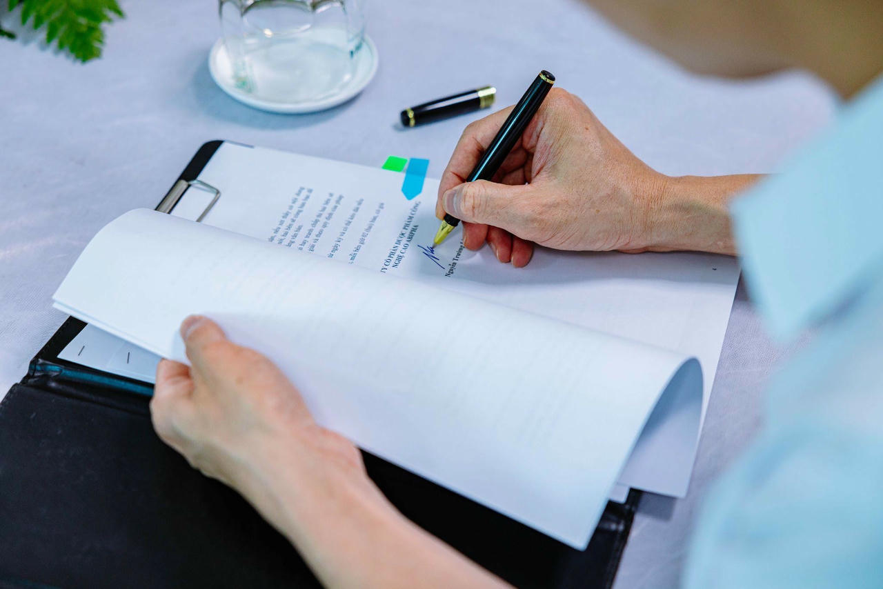 Hai bên chính thức ký kết thỏa thuận hợp tác