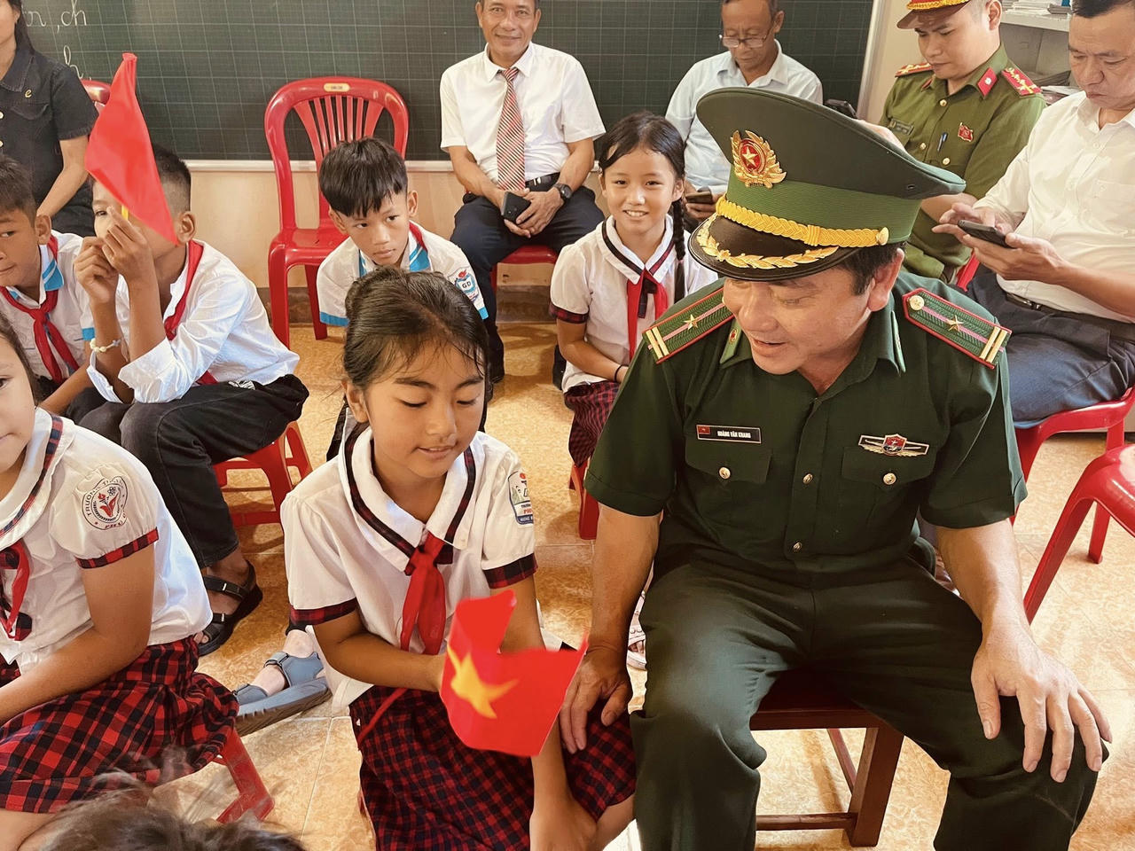 Lễ khai giảng đặc biệt ở điểm trường biên giới của tỉnh Hà Tĩnh