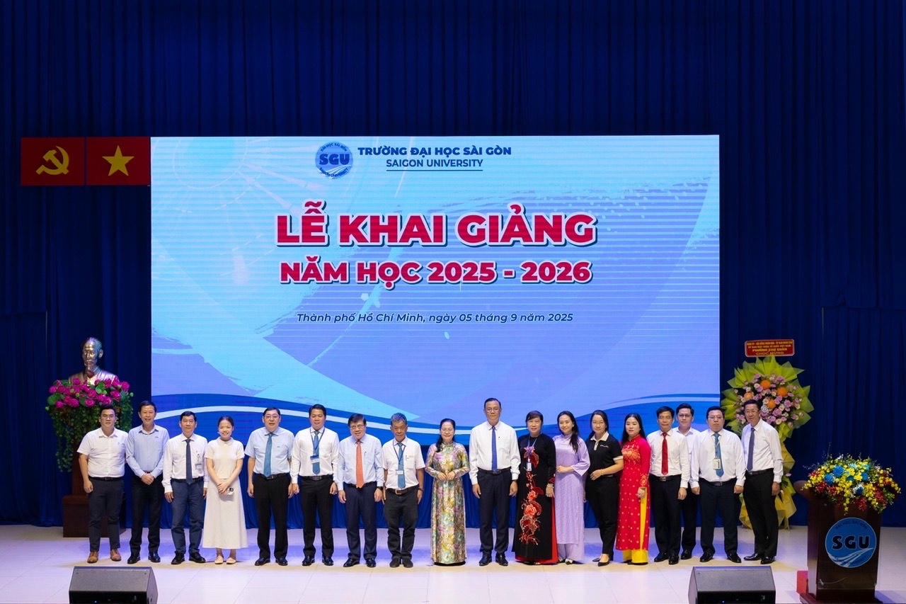 Các giảng viên Trường ĐH Sài Gòn sẵn sàng bước vào năm học mới.