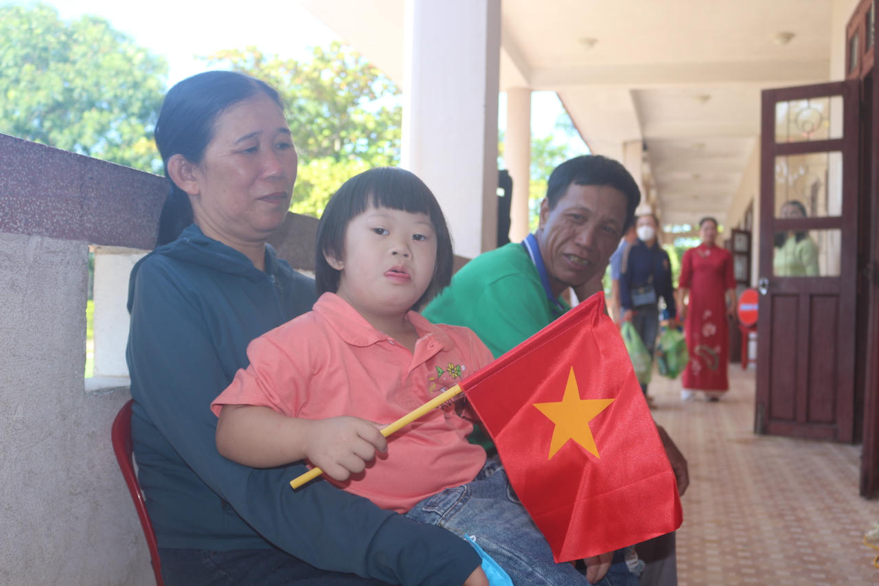 Khoảnh khắc đáng nhớ của các em nhỏ tại ngôi trường đặc biệt trong ngày khai giảng.