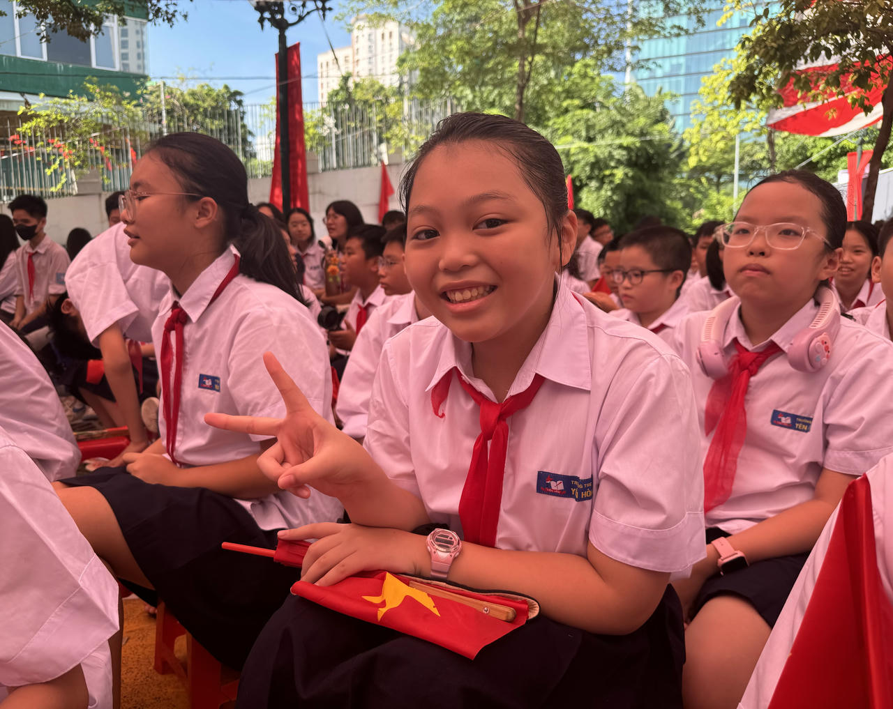 Bạn Lê Linh Ngọc - học sinh trường THCS Yên Hoà