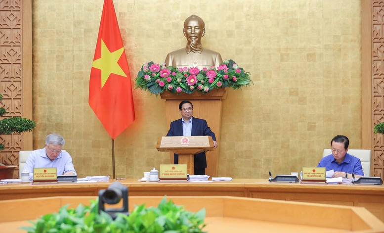 Người đứng đầu Chính phủ chỉ đạo phải tiếp tục làm mới lại các động lực tăng trưởng truyền thống, thúc đẩy các động lực tăng trưởng mới - Ảnh: VGP/Nhật Bắc