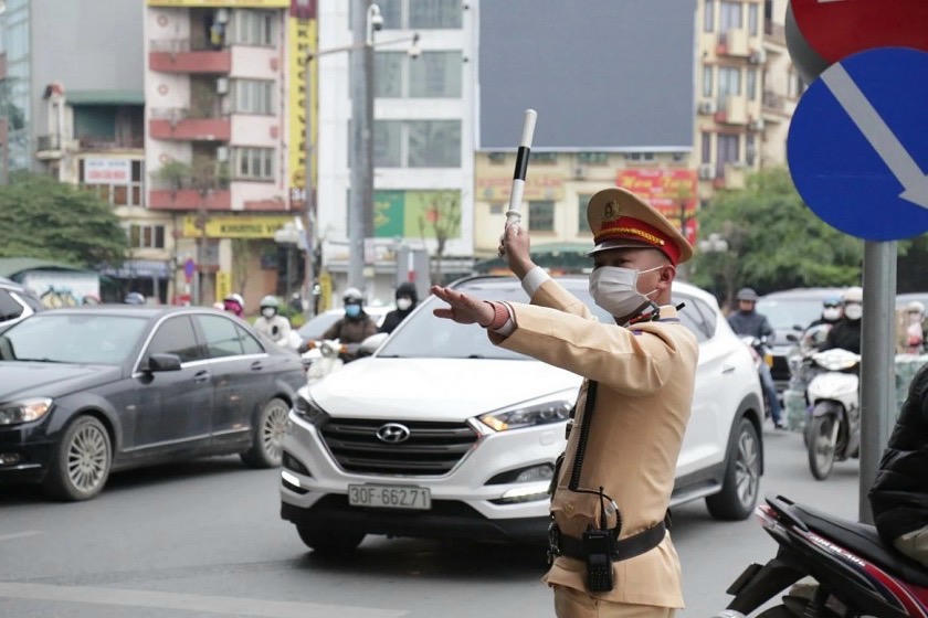 Hà Nội tiếp tục phân luồng giao thông phục vụ Triển lãm 80 năm thành tựu Đất nước