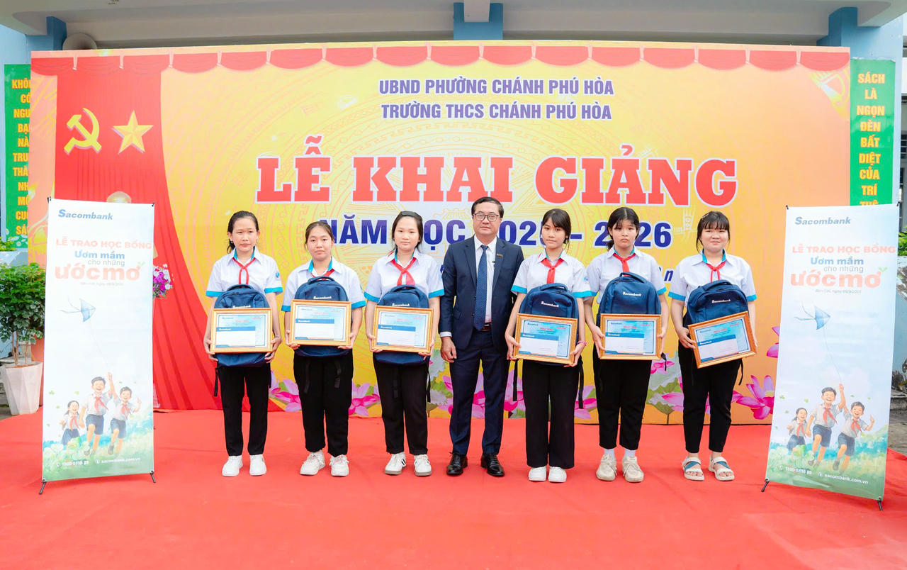 Trường THCS Chánh Phú Hòa - TP HCM