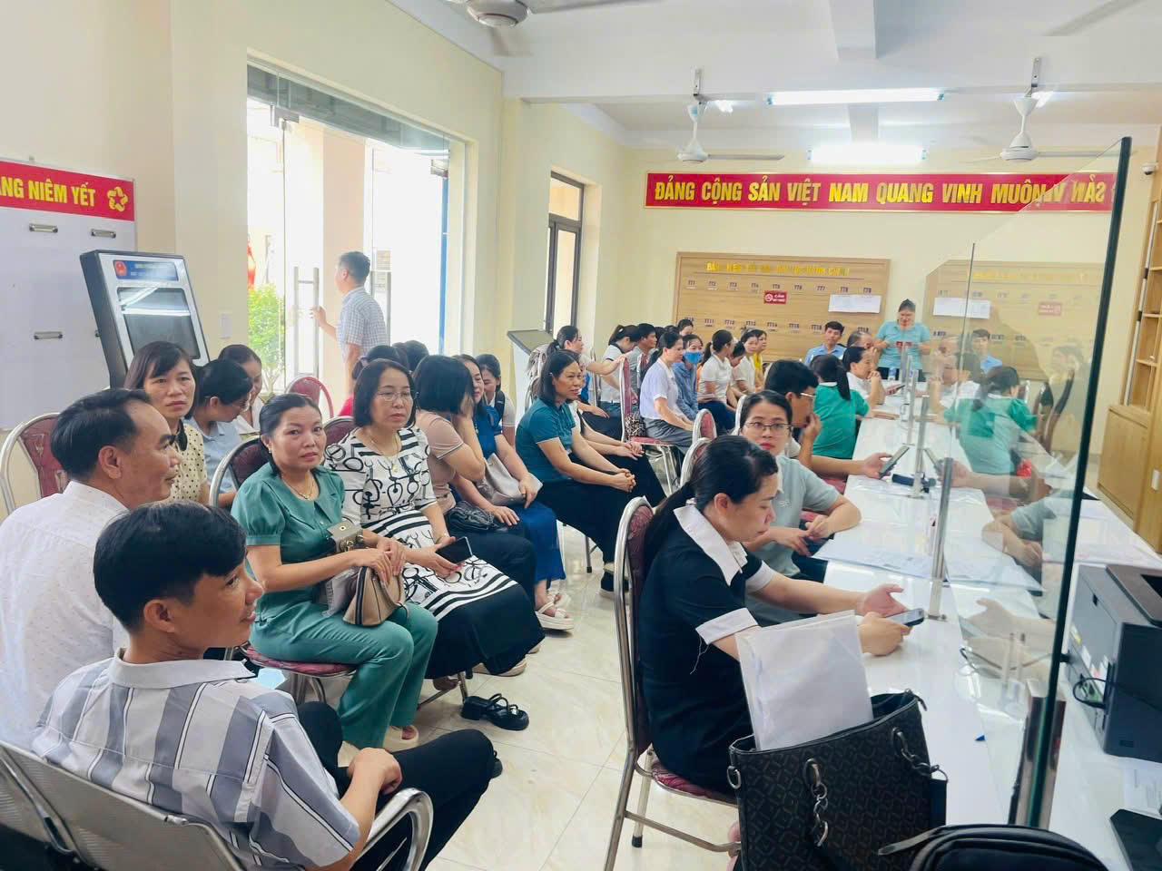 Giải quyết thủ tục hành chính tại phường An Phong thuận lợi, minh bạch, đúng quy định của pháp luật.