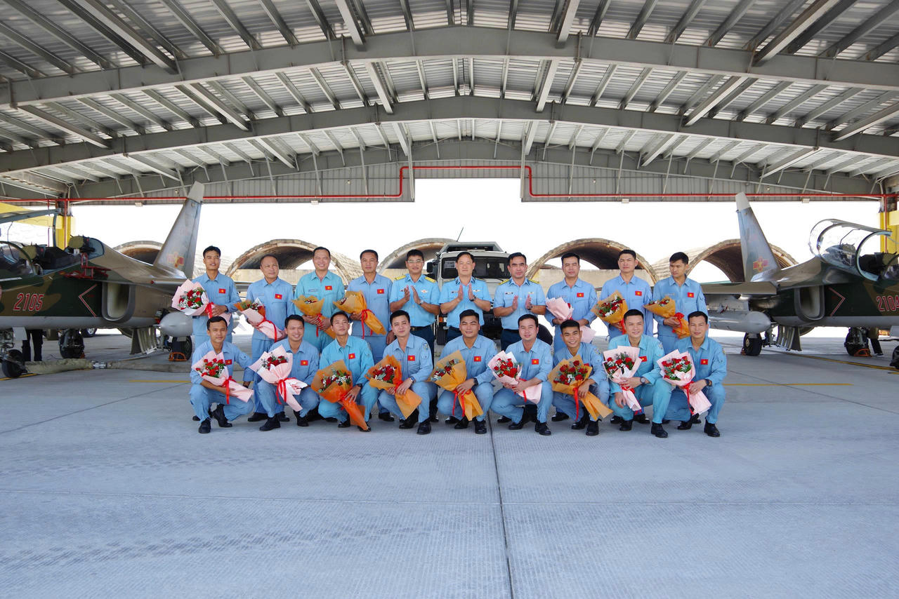 Trung đoàn 940, Trường Sĩ quan Không quân cơ động chuyển sân từ Sân bay Kép đến Sân bay Tuy Hòa sau khi hoàn thành nhiệm vụ A80