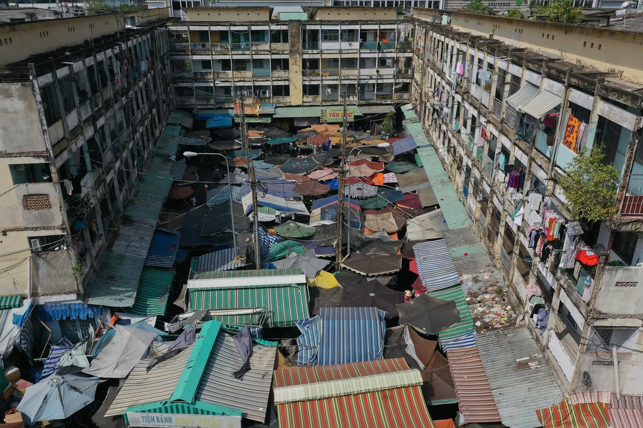 Sở Xây dựng TP HCM: Cải tạo chung cư cũ là nhiệm vụ quan trọng, cấp thiết, cần xử lý sớm

