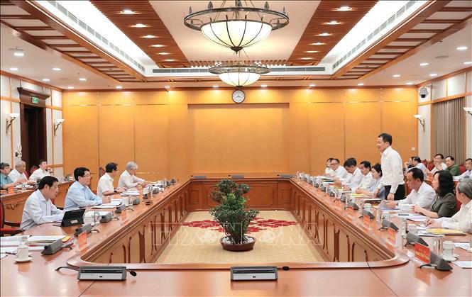 Bí thư Tỉnh ủy Đồng Nai Vũ Hồng Văn phát biểu tại buổi làm việc. Ảnh: An Đăng/TTXVN