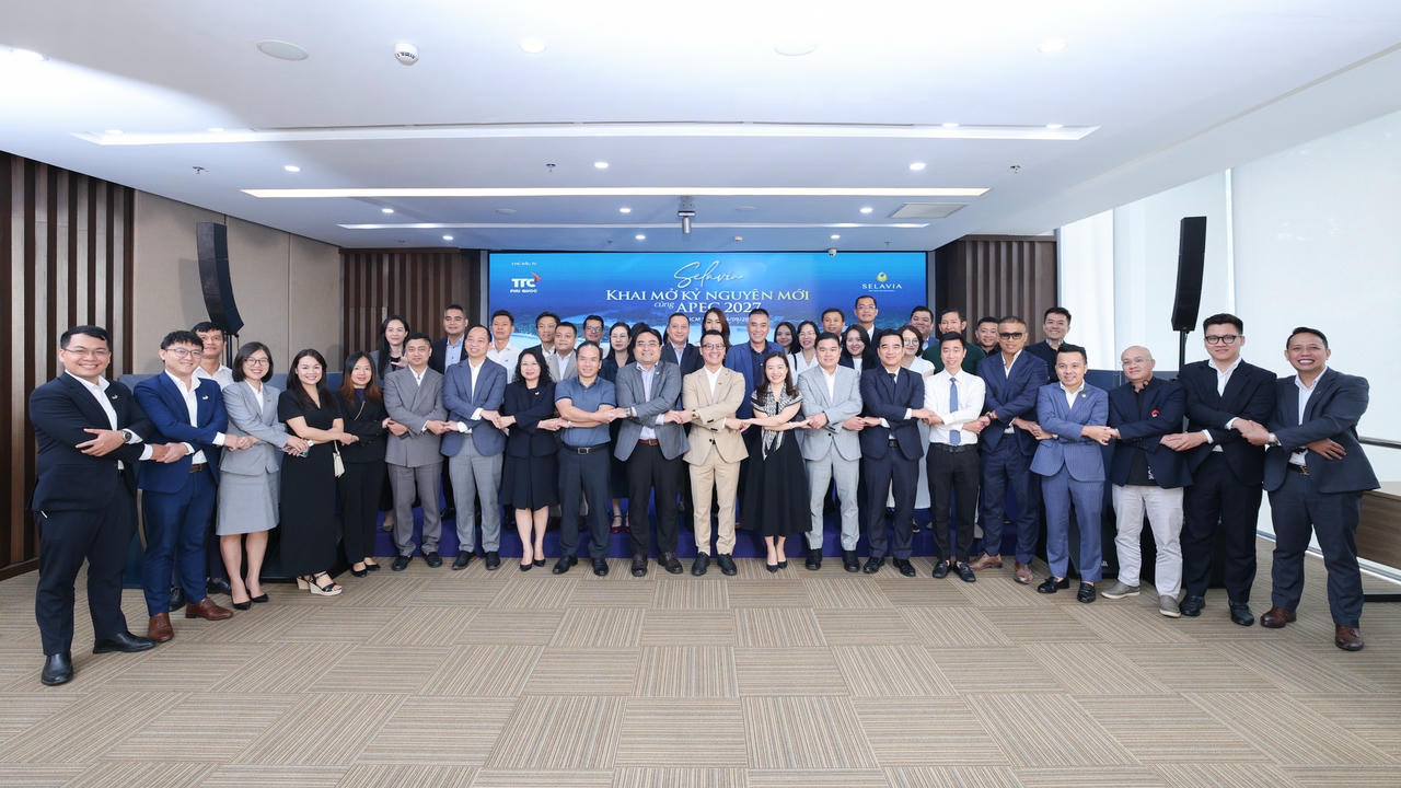 Chương trình Sharing Day là cơ hội để cộng đồng doanh nghiệp phân tích về tiềm năng thị trường Đảo Ngọc.