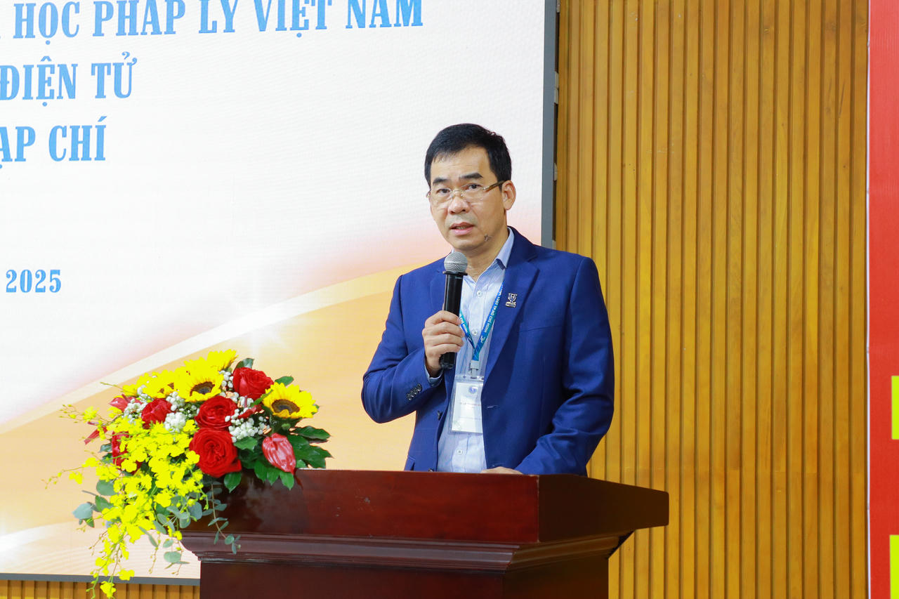 TS. Lê Trường Sơn, Hiệu trưởng ULAW nhấn mạnh vai trò của tạp chí học thuật trong việc nâng cao vị thế và uy tín của Trường ĐH Luật TP Hồ Chí Minh.