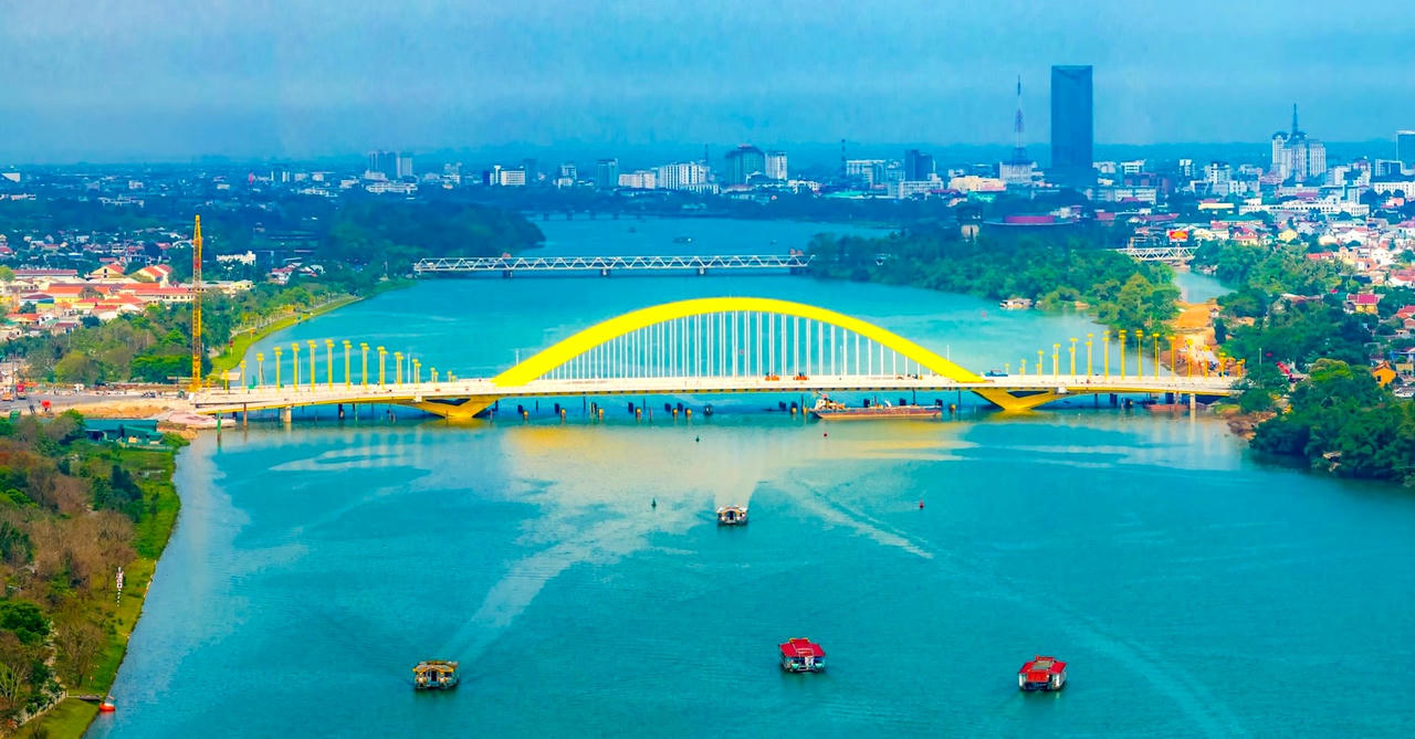 TP Huế thông qua Nghị quyết đặt tên cho cầu vượt sông Hương