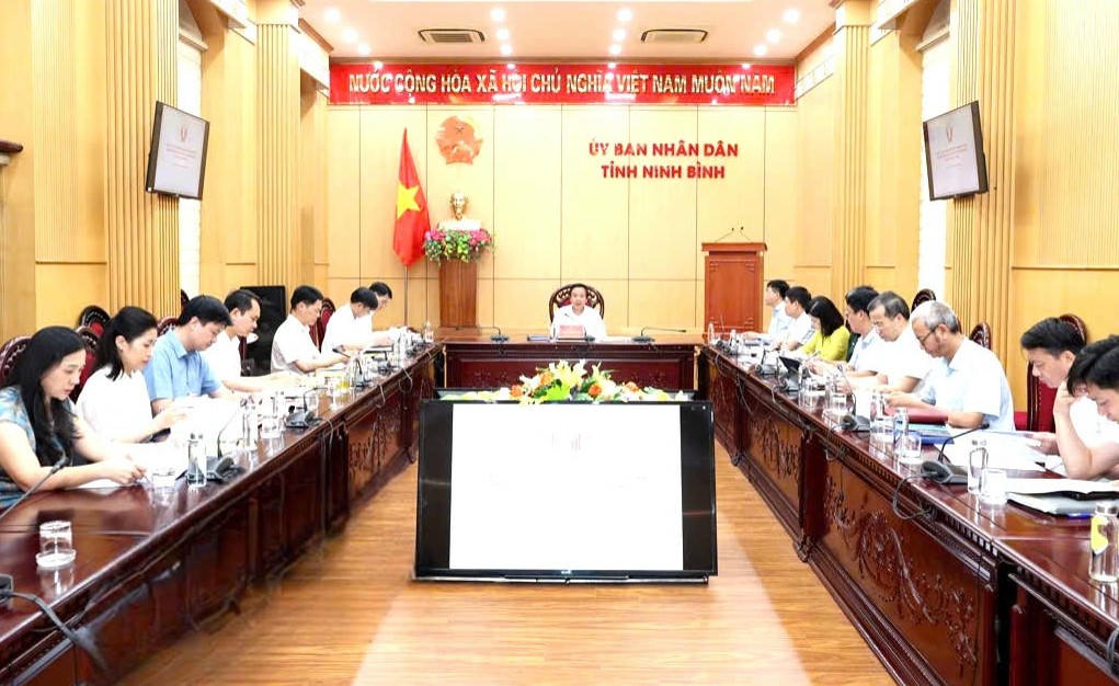 Hội nghị phát động thi đua yêu nước tỉnh Ninh Bình lần thứ I