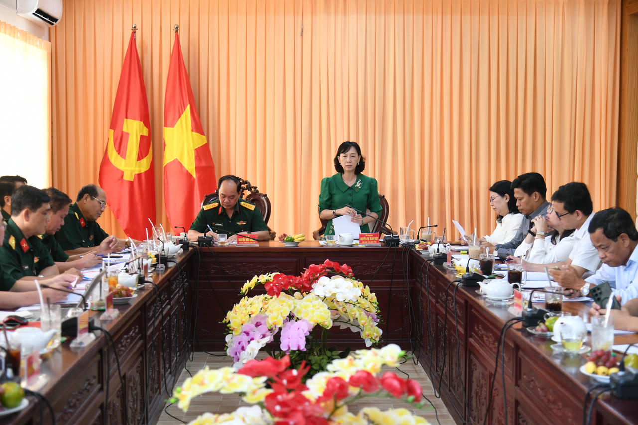 Quang cảnh cuộc họp. Ảnh: Phương Vũ