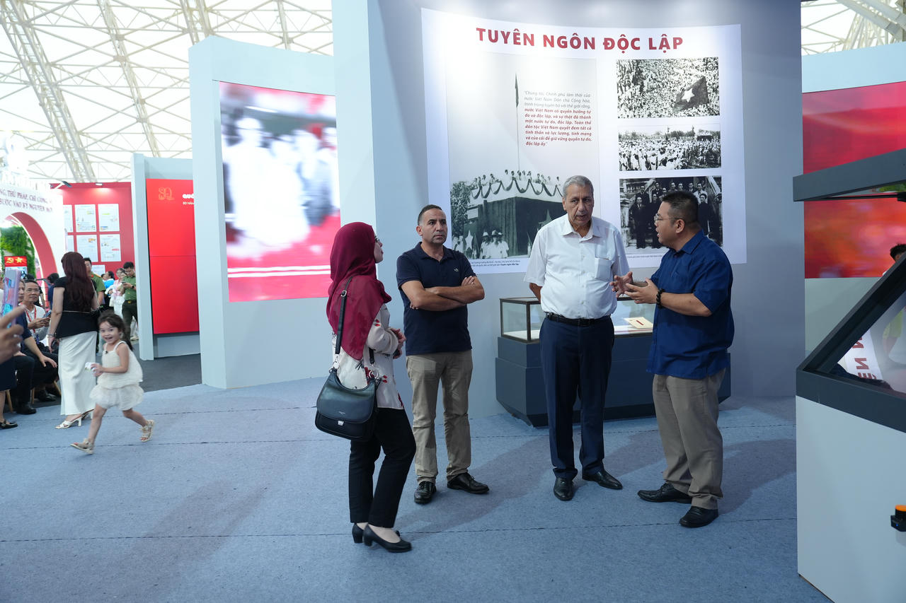 Không gian trưng bày của Quốc hội Việt Nam,