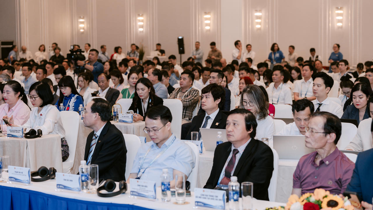 Xây dựng thị trường bất động sản minh bạch bằng công nghệ, trí tuệ nhân tạo và blockchain. Ảnh: Meey Group
