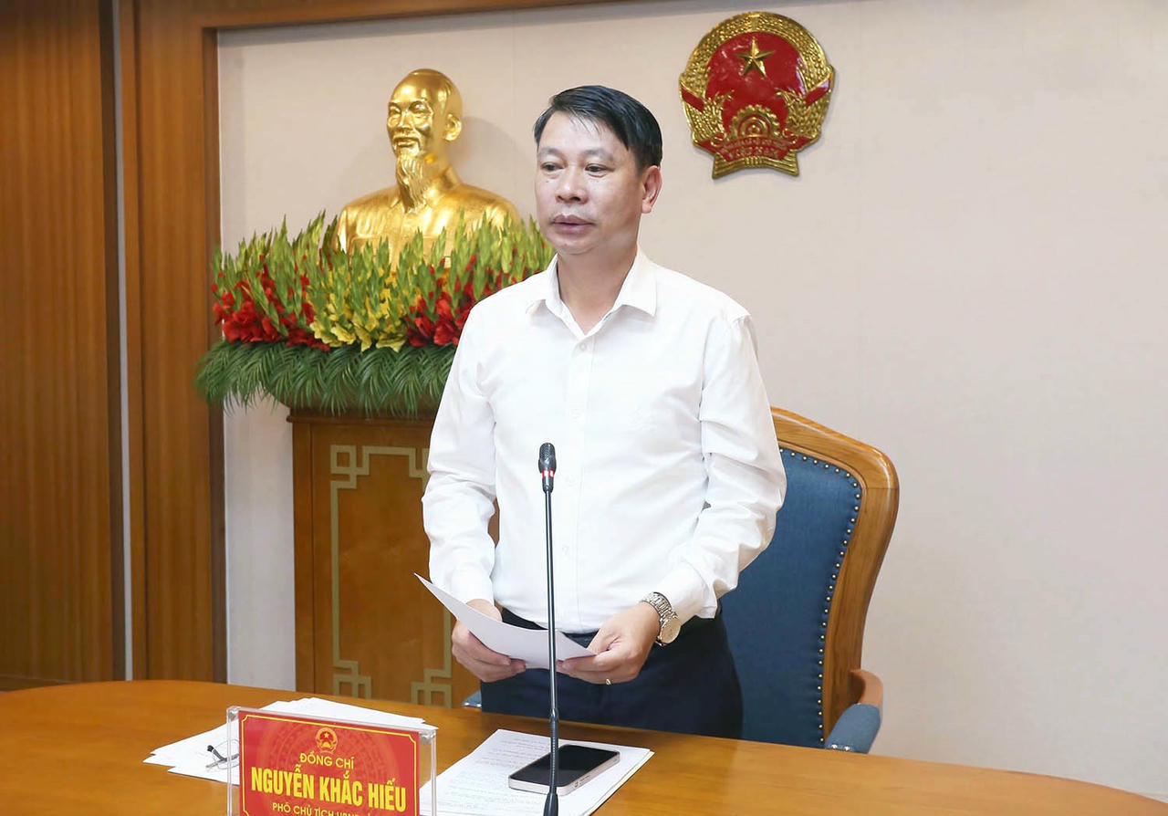 Phó Chủ tịch UBND tỉnh Nguyễn Khắc Hiếu phát biểu tại Hội nghị. Ảnh: phutho.gov.vn