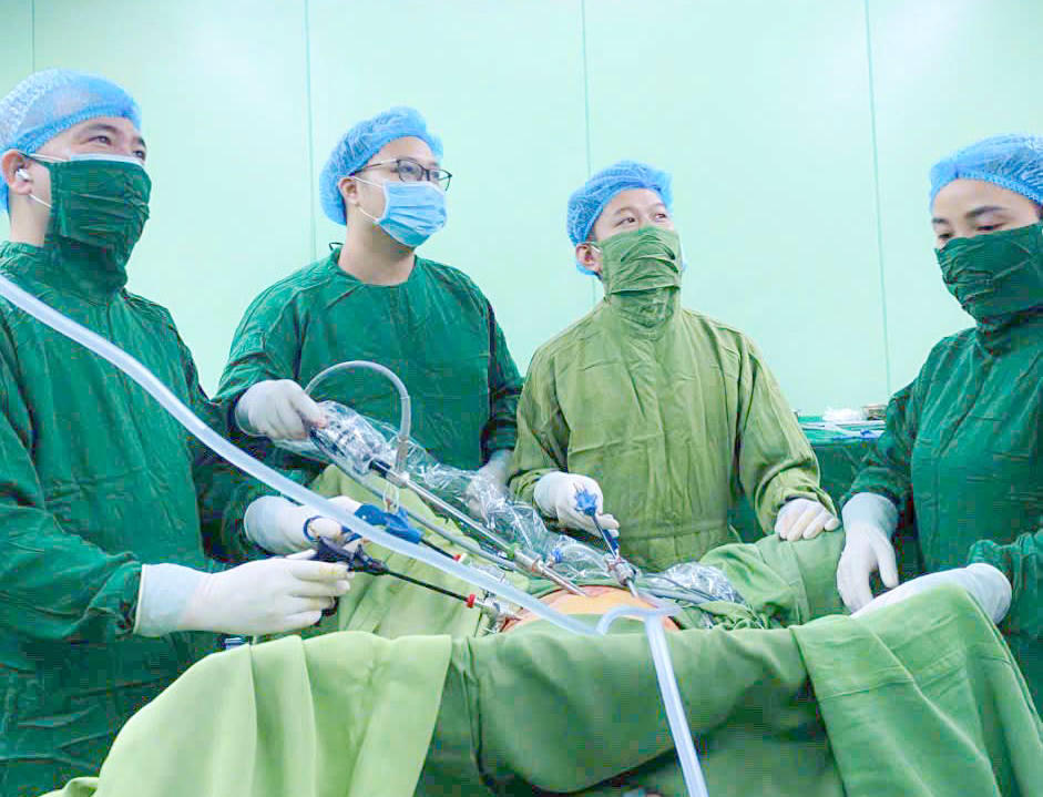 Bệnh viện ĐKTP Vinh: mở ra hy vọng cho chàng trai mắc căn bệnh hiếm gặp