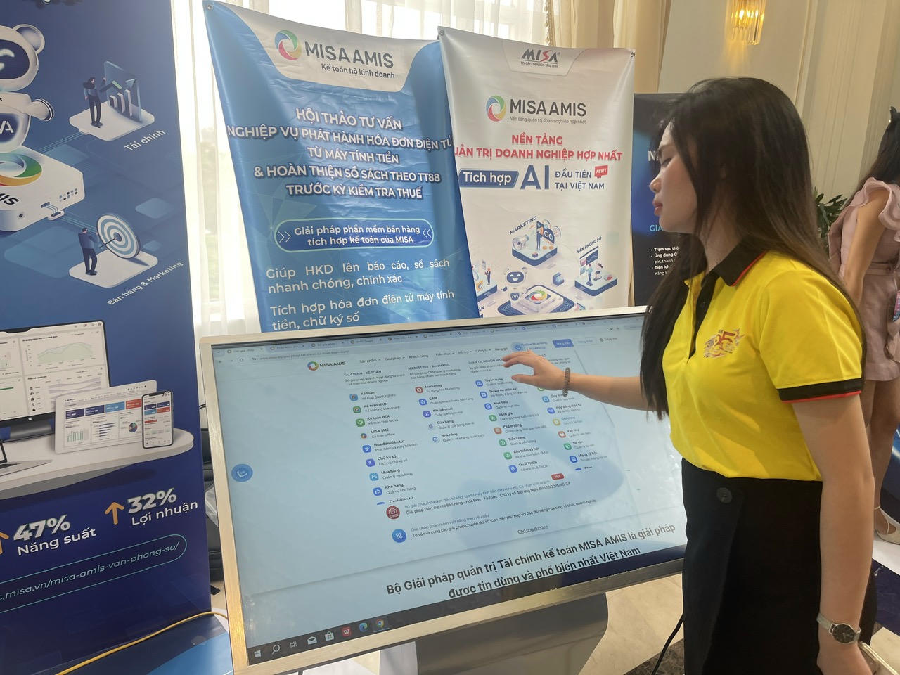 Nền tảng Quản trị doanh nghiệp hợp nhất Misa Amis