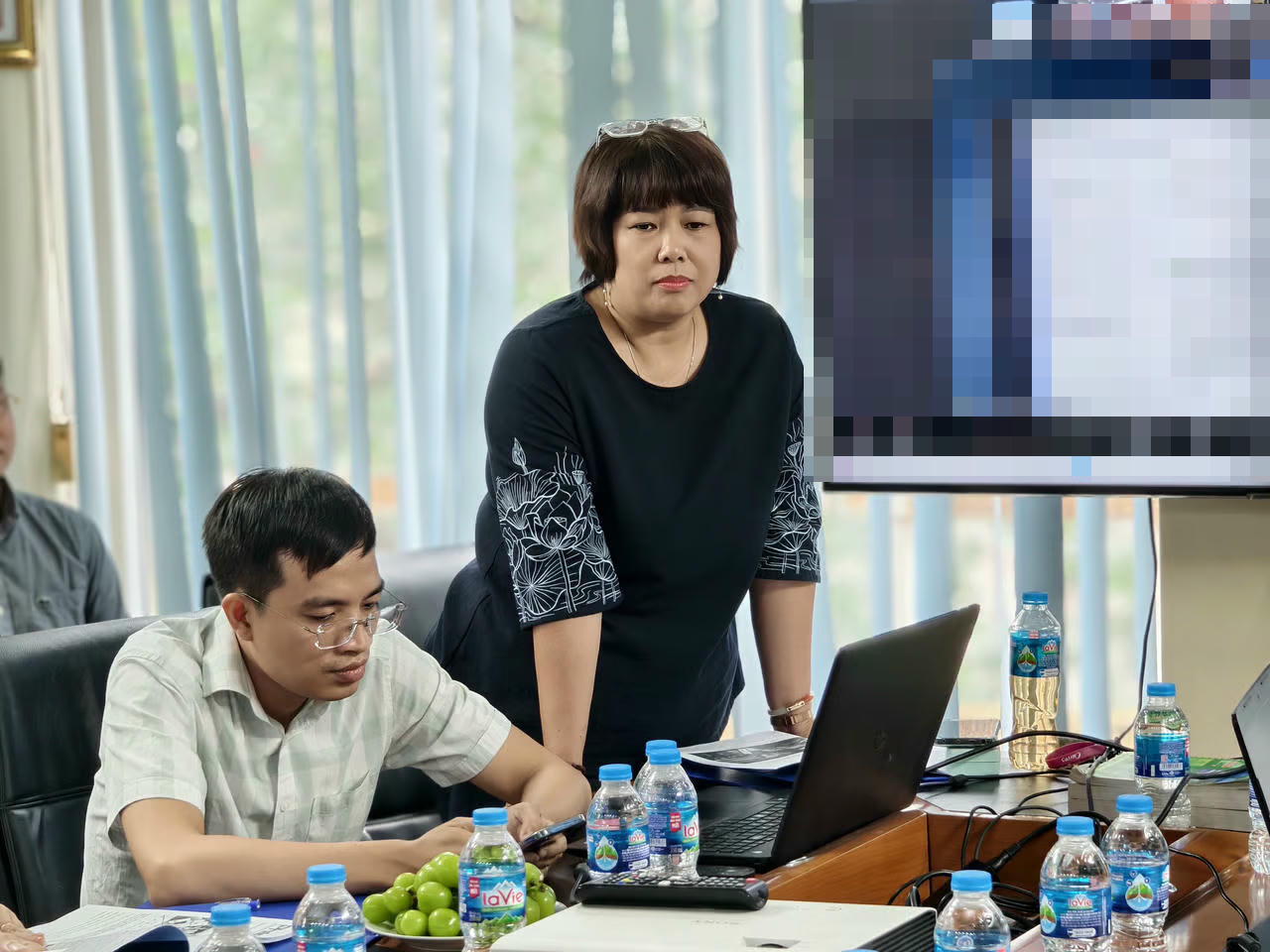 Bà Bùi Thị Xuân Hoa phát biểu tại Hội thảo.