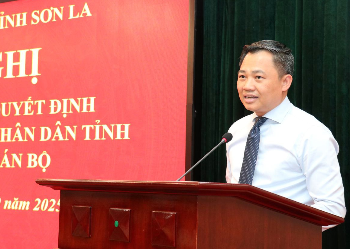 Chủ tịch UBND tỉnh Sơn La Nguyễn Đình Việt phát biểu tại Hội nghị.