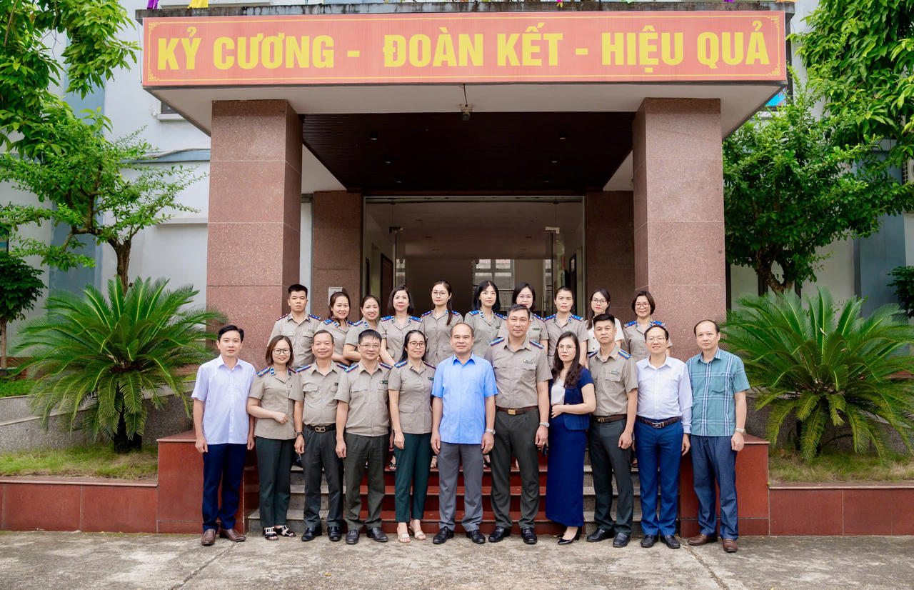 Trưởng Ban Nội chính Tỉnh uỷ Thái Nguyên làm việc với Thi hành án dân sự tỉnh