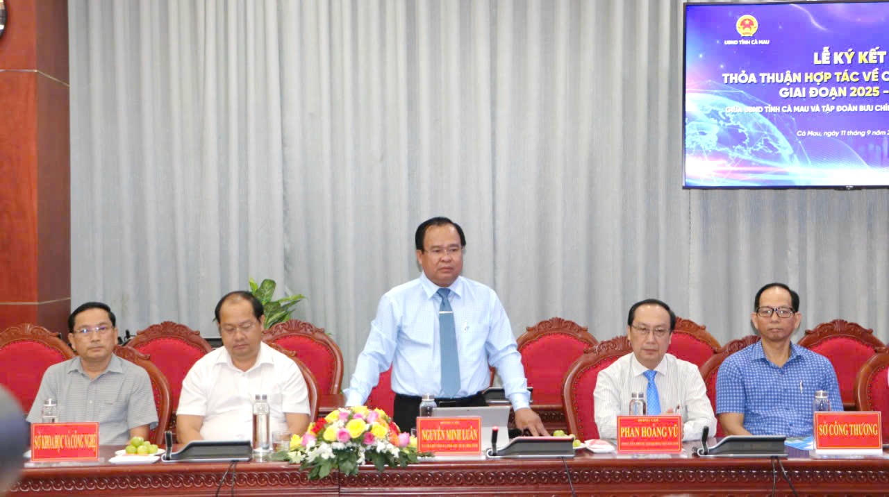 Ông Nguyễn Minh Luân - Phó Chủ tịch UBND tỉnh Cà Mau phát biểu tại lễ ký kết.