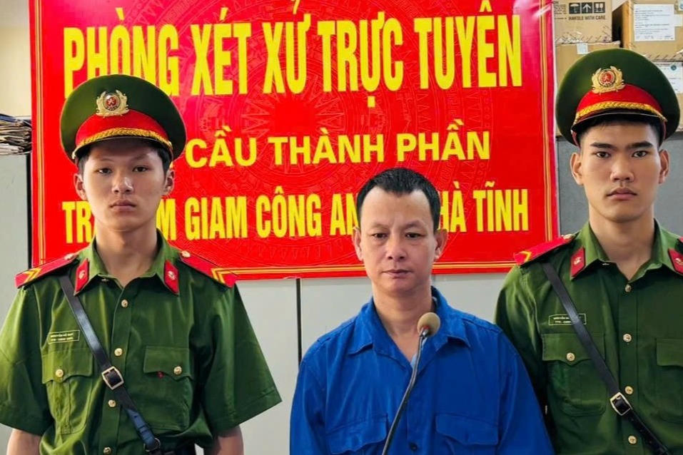 Lãnh 5 năm tù vì bắn chim lạc đạn trúng người