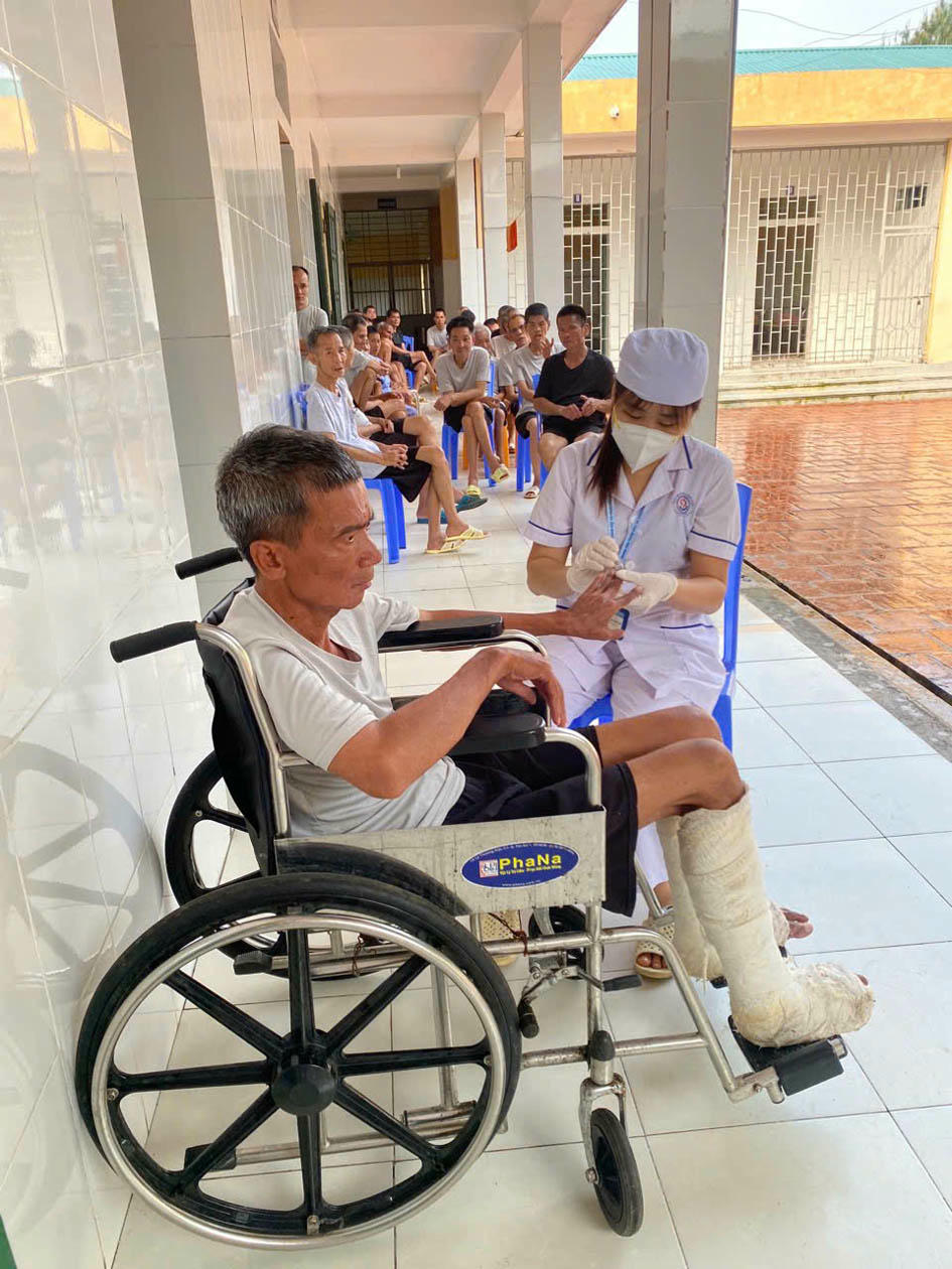 Nơi những tâm hồn chênh vênh được vỗ về