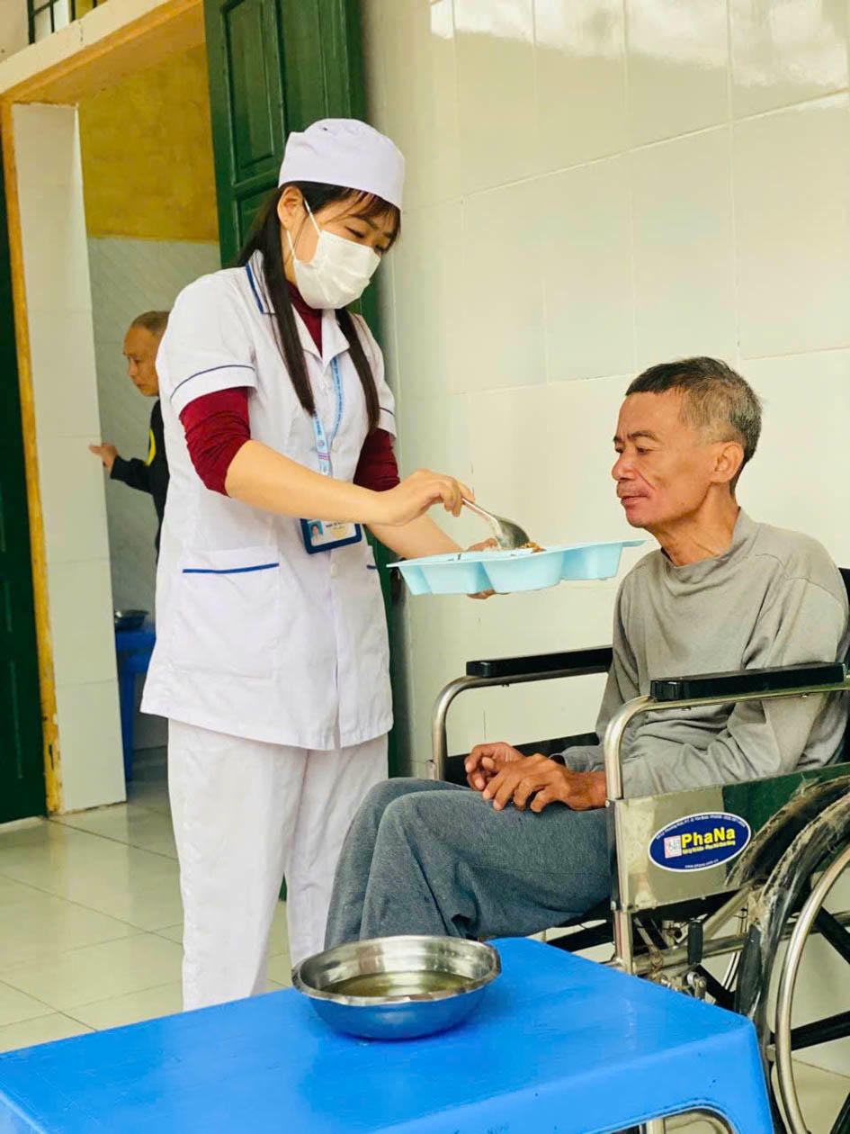 Nơi những tâm hồn chênh vênh được vỗ về