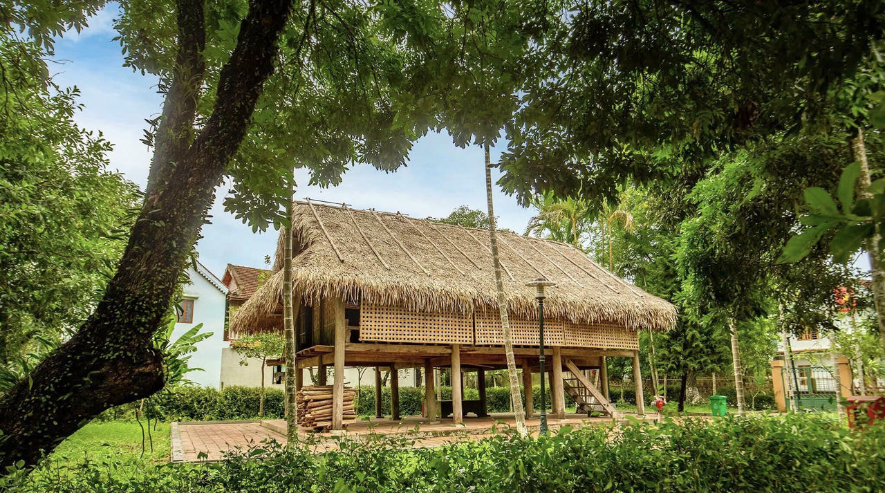 Cơ sở cách mạng thời kỳ XVNT - nhà cụ Vi Văn Khang.