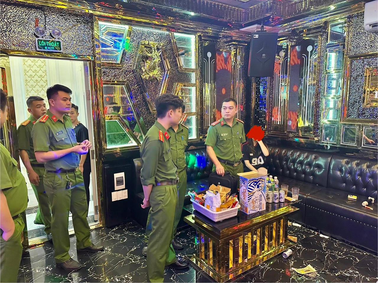 Hải Phòng: Tổng kiểm tra hàng loạt cơ sở kinh doanh, phát hiện nhiều trường hợp dương tính ma tuý
