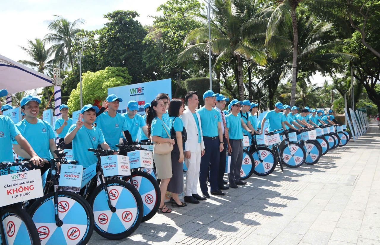 Lan tỏa thông điệp 'môi trường không khói thuốc' từ Nha Trang đến cả nước