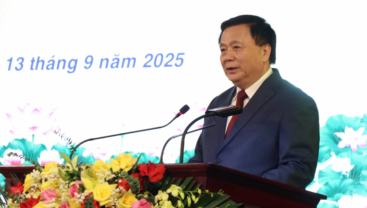 Ông Nguyễn Xuân Thắng - Ủy viên Bộ Chính trị, Giám đốc Học viện Chính trị quốc gia Hồ Chí Minh phát biểu tại lễ công bố.