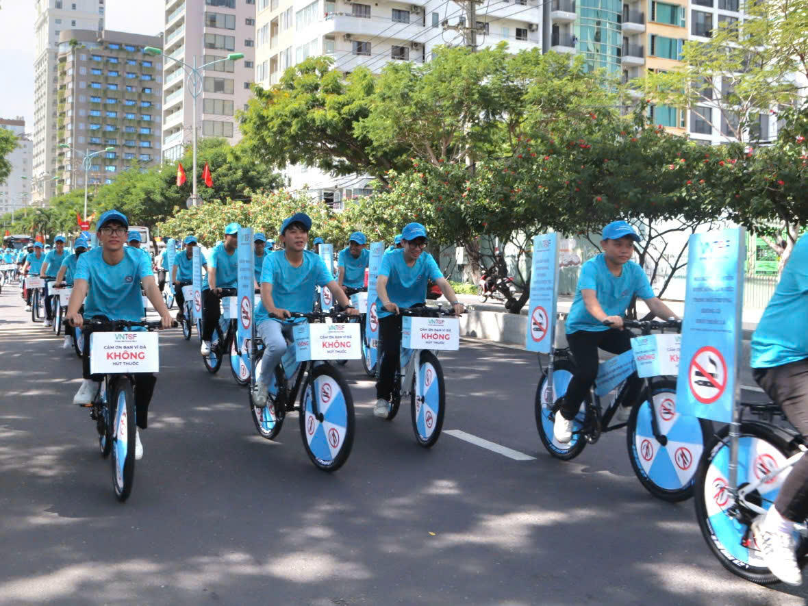 Lan tỏa thông điệp 'môi trường không khói thuốc' từ Nha Trang đến cả nước