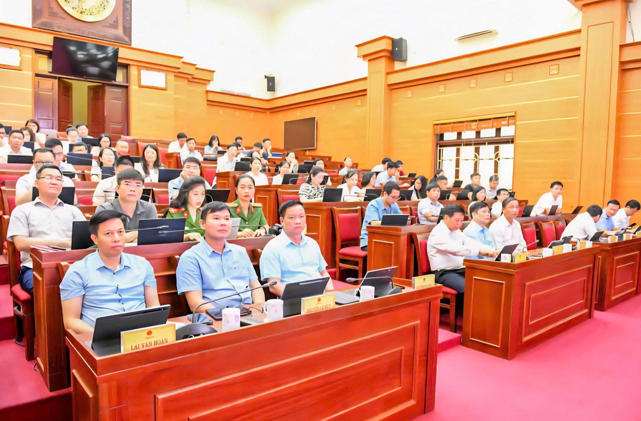 Hưng Yên: Bồi dưỡng kiến thức về trí tuệ nhân tạo trong chỉ đạo và điều hành