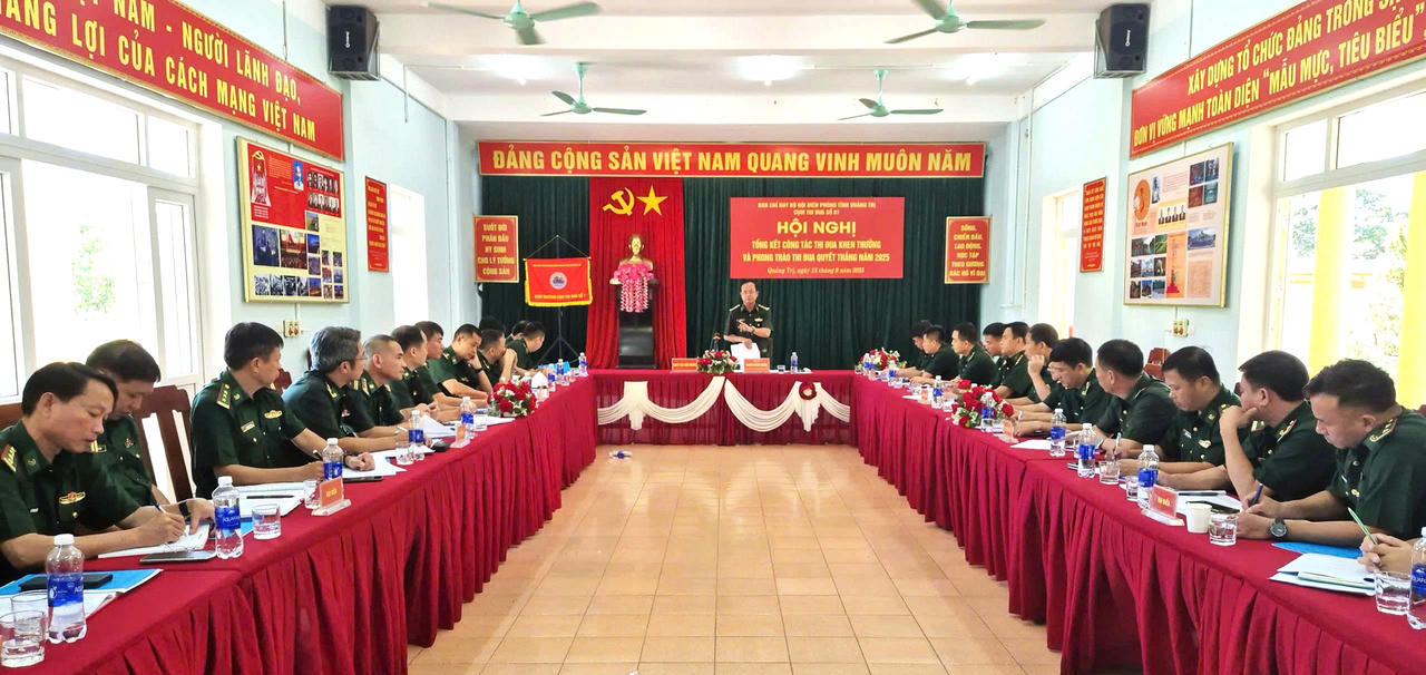 Toàn cảnh hội nghị tổng kết tại đơn vị tuyến rừng.