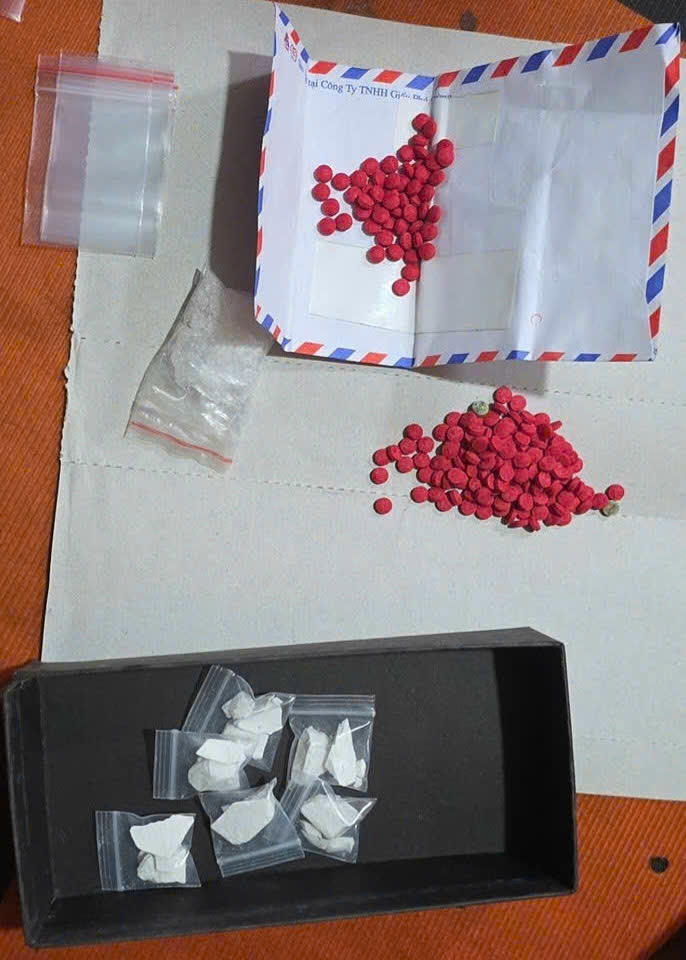 Hà Nội: Công an phường Ngọc Hà bắt giữ đối tượng mua bán trái phép chất ma túy