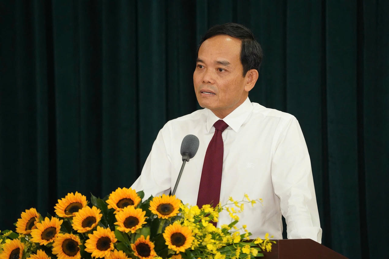 Bí thư Trung ương Đảng, Bí thư Thành ủy TP Hồ Chí Minh Trần Lưu Quang cho biết, tình hình phát triển kinh tế thành phố tiếp tục duy trì đà tăng trưởng tích cực.