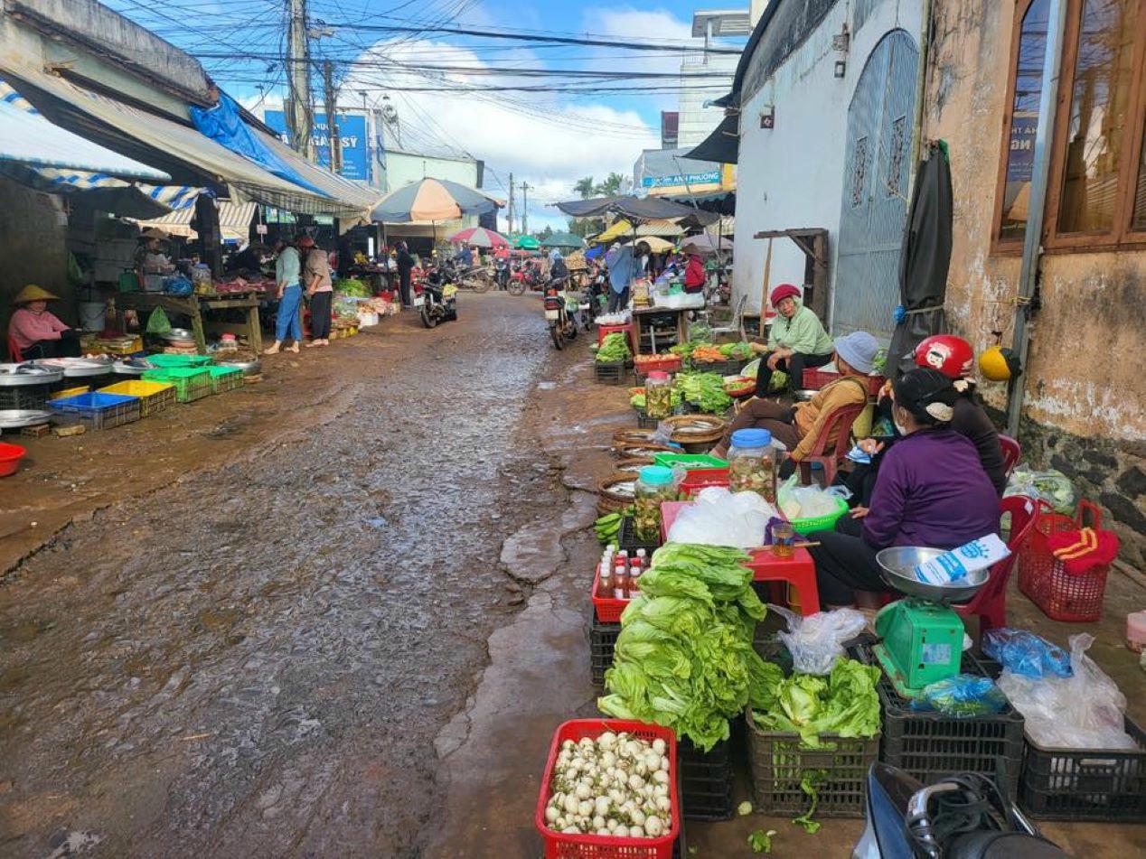 Nâng cấp các tuyến giao thông vùng sâu vùng xa ở Đắk Lắk