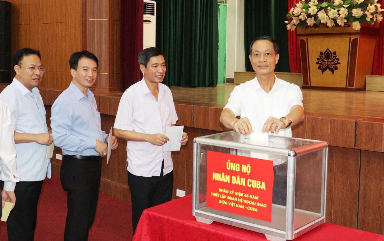 Đảng uỷ Các cơ quan Đảng TP phát động chương trình quyên góp ủng hộ Nhân dân Cuba.