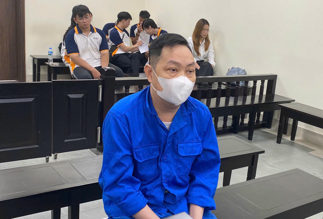 "Công an rởm con cháu cụ chánh"  lừa đảo tiền tỷ mở cửa hàng cá Lăng