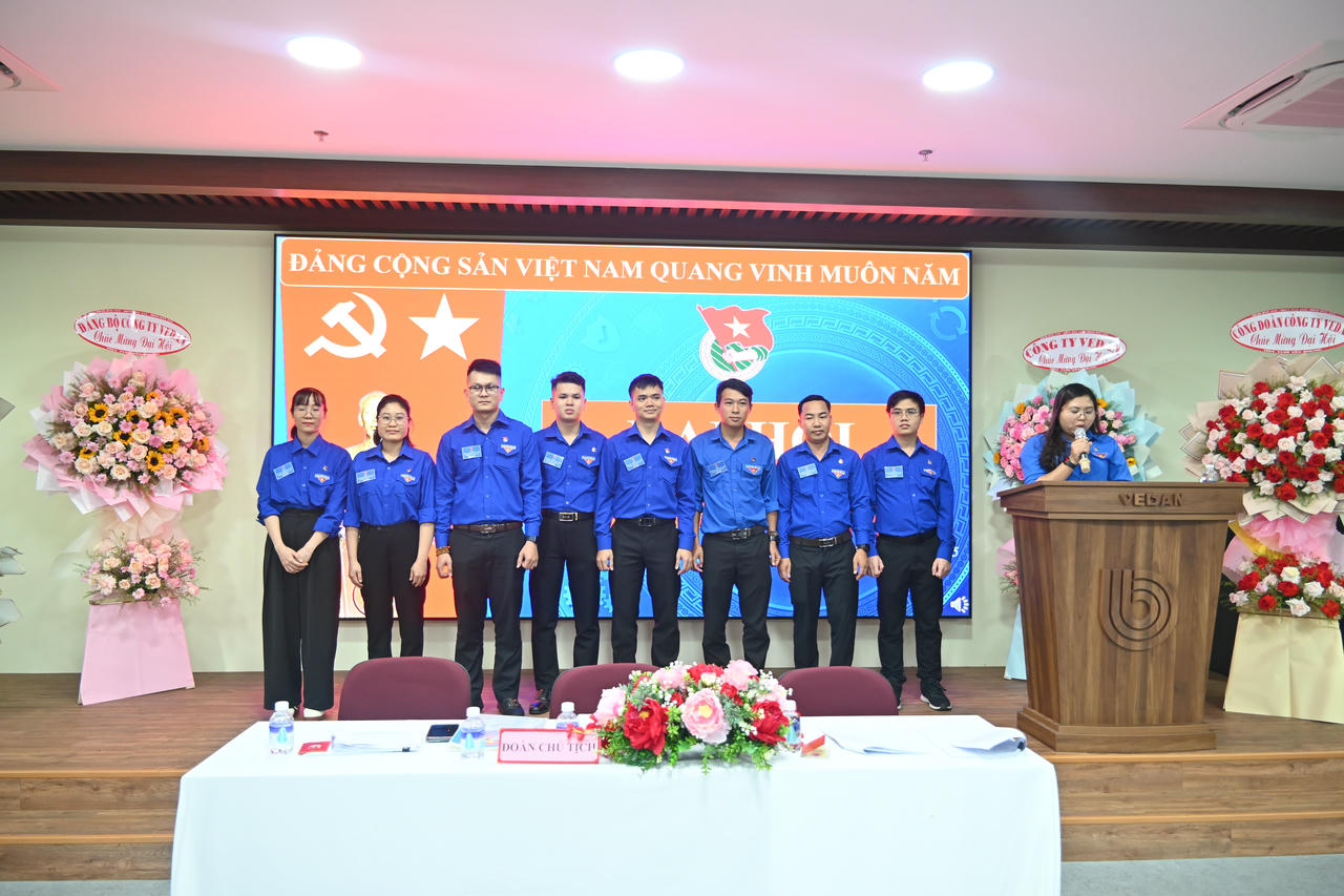 Ban Chấp hành Đoàn cơ sở Công ty Vedan nhệm kỳ 2025 - 2030 ra mắt đại hội.