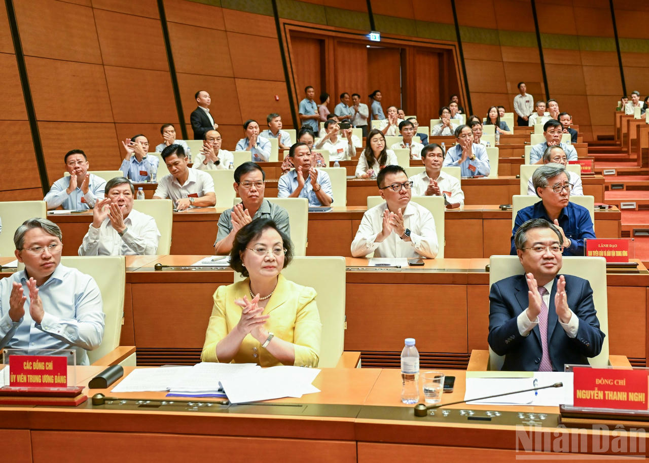 Các đại biểu tham dự Hội nghị tại điểm cầu Nhà Quốc hội. Ảnh: nhandan.vn