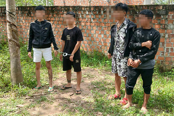 Bắt giữ nhóm thanh thiếu niên thuê ô tô thuê tự lái đi cướp tài sản ở Quảng Ngãi